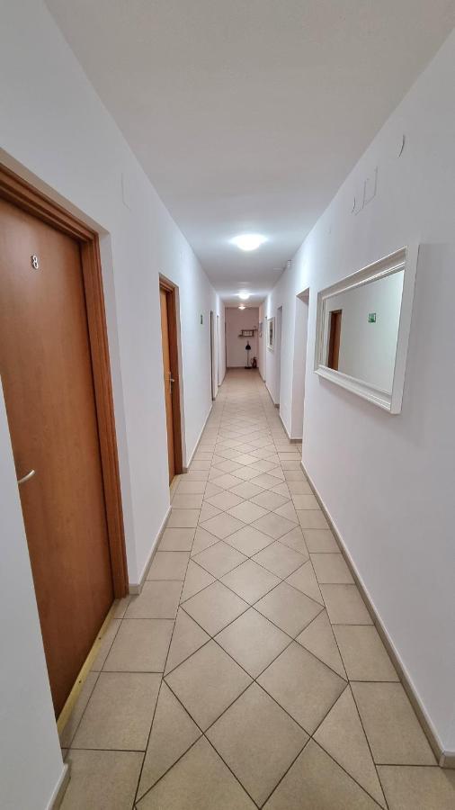 Pokoje Arka Międzywodzie Exteriör bild